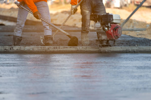 Best Driveways & Floors  in Highland, IN